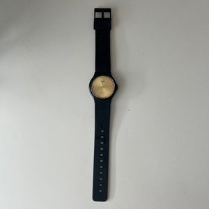 Casio watch Black and Gold Analog